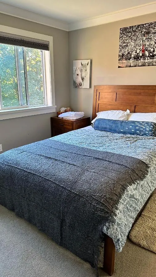 Maple Haven Apartment Vancouver Homestay